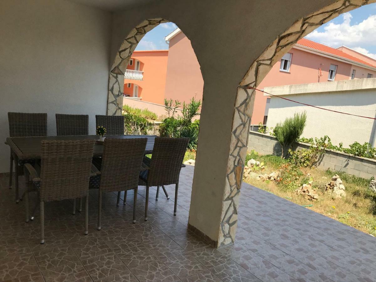 Apartmani Darija Vir Eksteriør bilde
