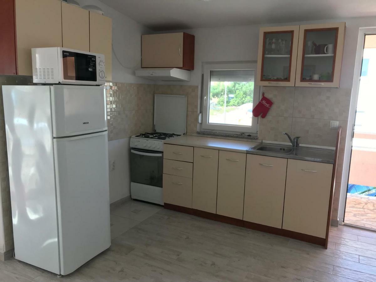 Apartmani Darija Vir Eksteriør bilde